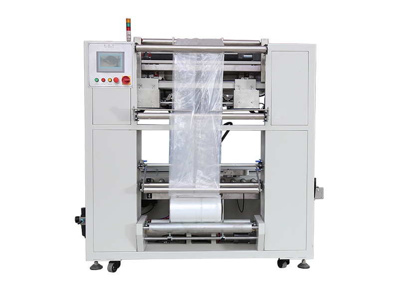 自動紙箱內套袋機 WRK-40T